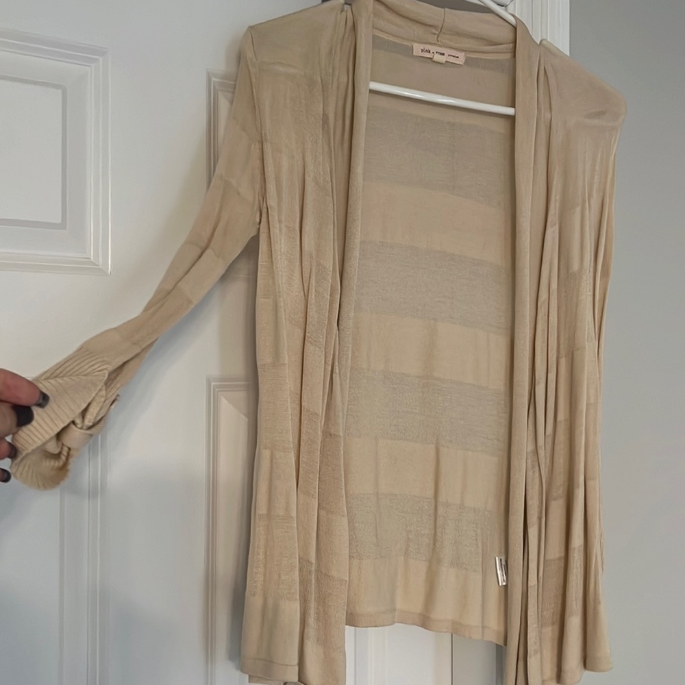 Juniors tan lightweight cardigan small